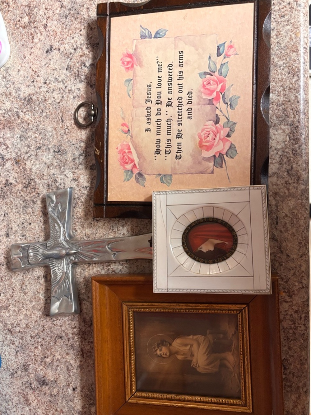 Lot of 4 Christian hanging decor